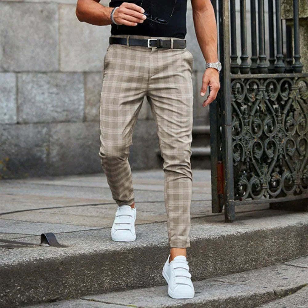 Şık erkek chino pantolon