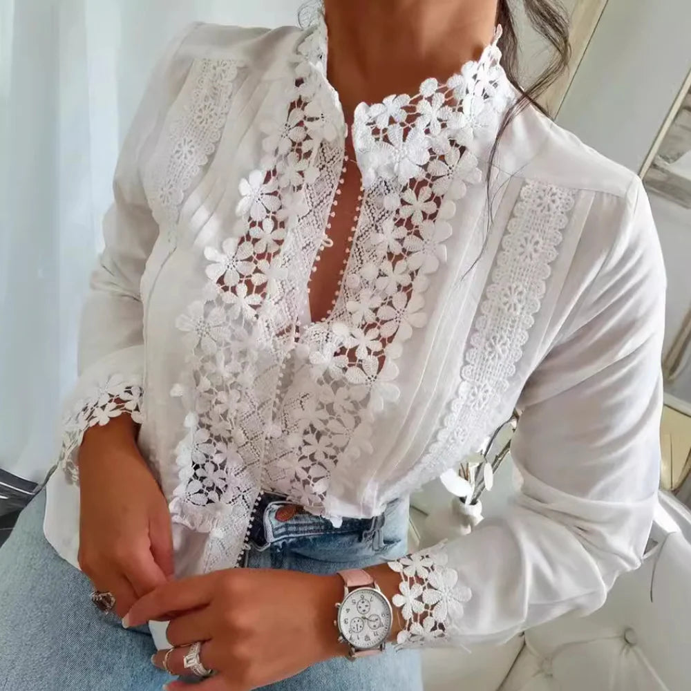 Dantel ve Nakışlı Kadın Bluzu
