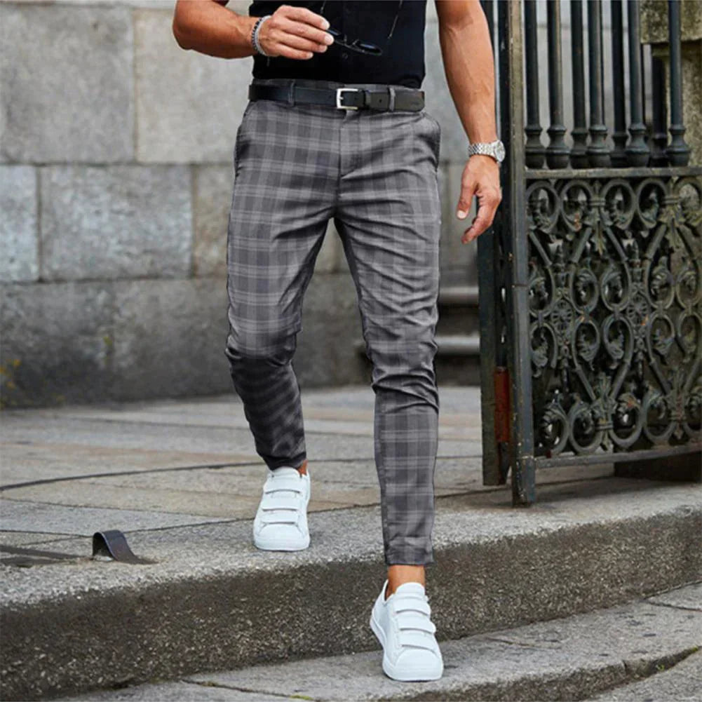 Şık erkek chino pantolon